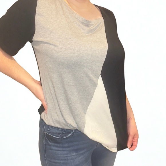 Sarin Mathews Women’s Color Block T-Shirt | Size XXL | - Picture 2 of 5